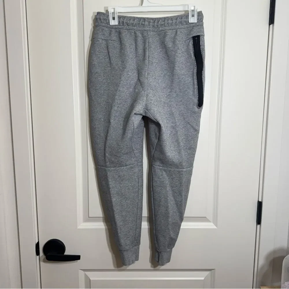 Nike Silver Grey Athletic Joggers Sweatpants